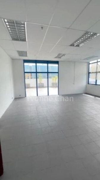 Light Industrial (B1) for Rent: Heng Loong Building - Image 2