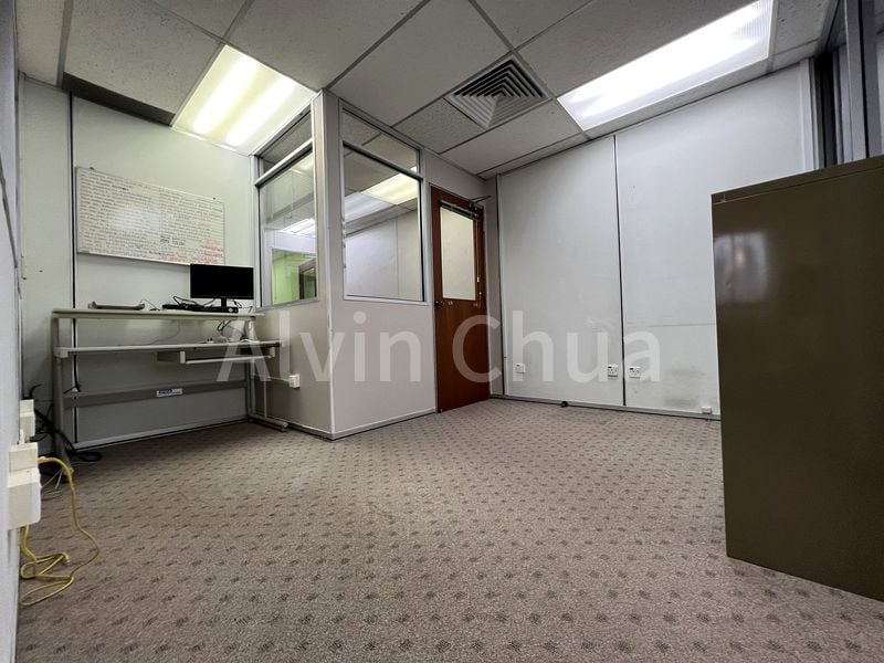 Office for Rent in Sim Lim Tower - Image 6