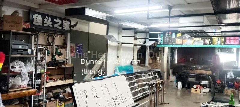 Factory / Workshop (B2) for Sale:  Ramp Up | High Ceilings | Most Trades - Image 2