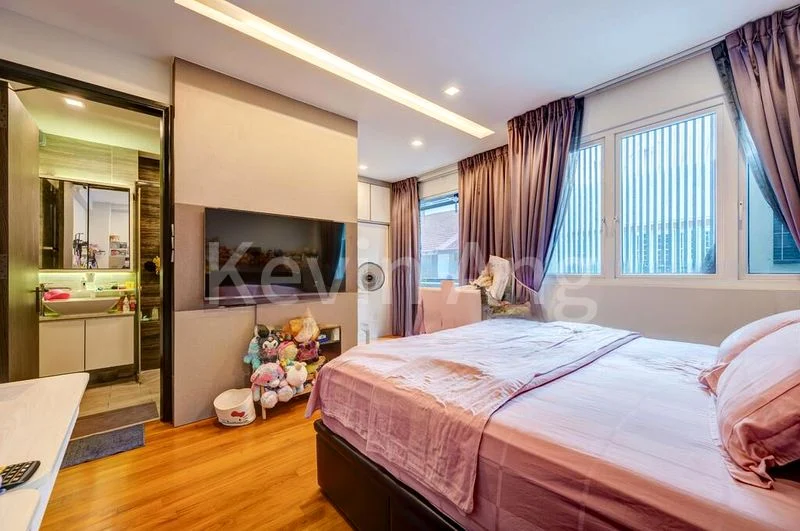 5 Bed Terraced House (Landed) for Sale in  Joo Seng Heights - Image 6