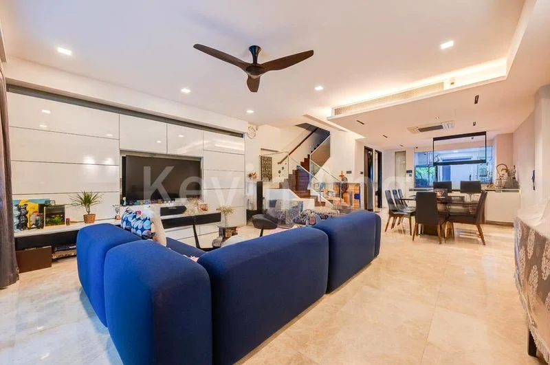 5 Bed Terraced House (Landed) for Sale in  Joo Seng Heights - Image 2