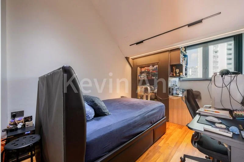 5 Bed Terraced House (Landed) for Sale in  Joo Seng Heights - Image 8