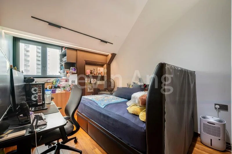 5 Bed Terraced House (Landed) for Sale in  Joo Seng Heights - Image 9