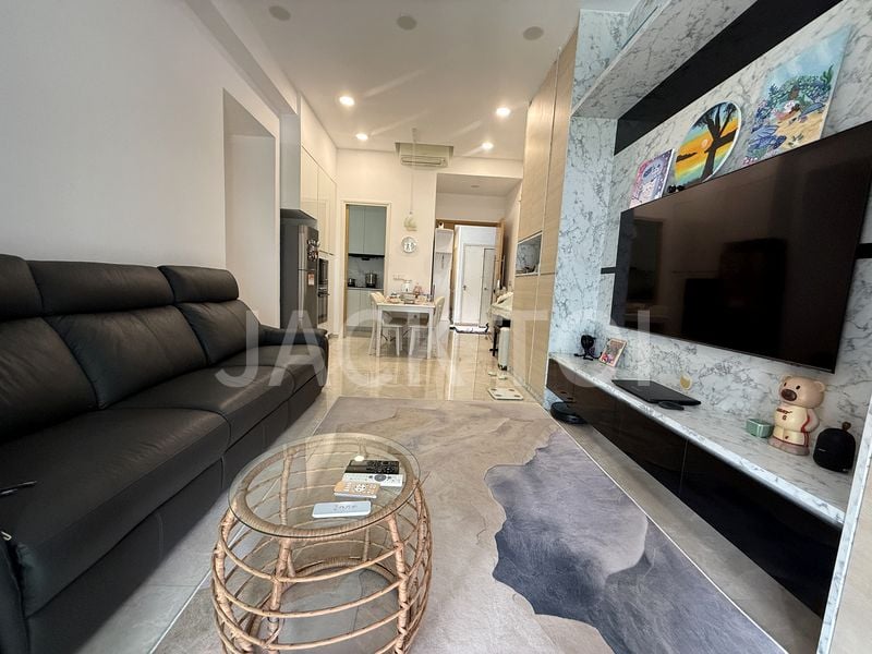 3 Bed Condo for Sale in  Kingsford Hillview Peak - Image 2