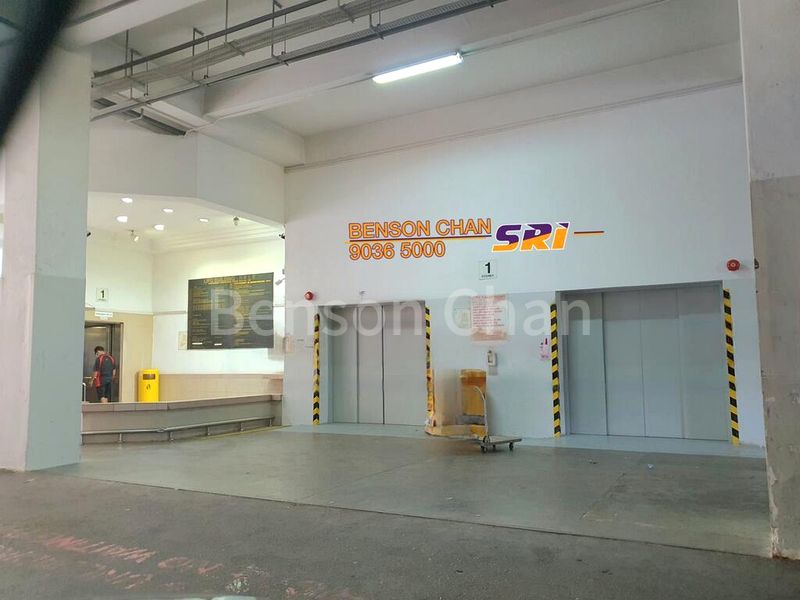 Light Industrial (B1) for Rent: Lipo Building - Image 4