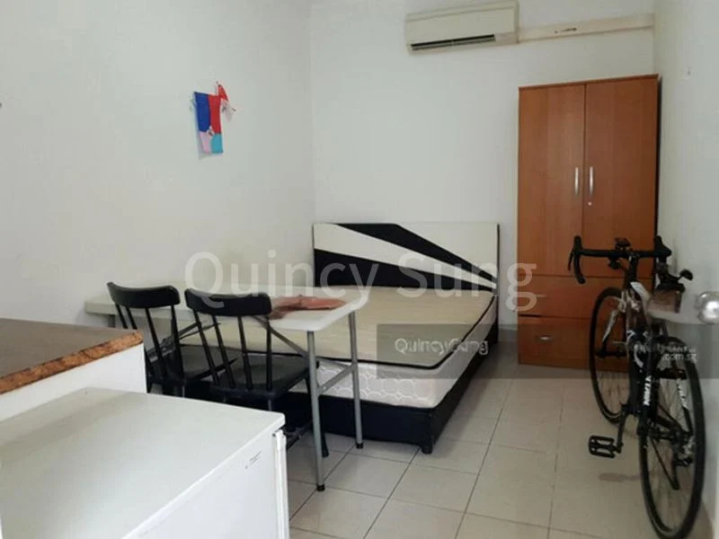 Room (Landed) for Rent in Harbourfront Tower One - Image 6