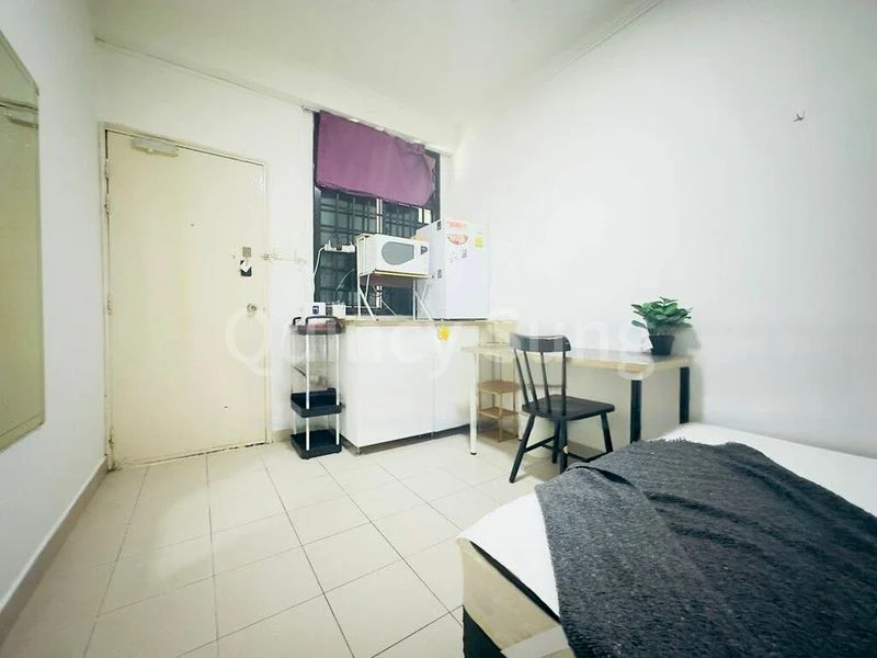 Room (Landed) for Rent in Harbourfront Tower One - Image 12