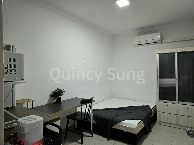 Room (Landed) for Rent in Harbourfront Tower One - Image 5