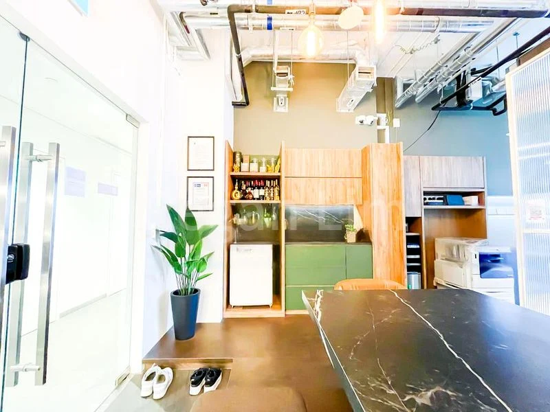 Office for Sale: Woods Square - Image 4