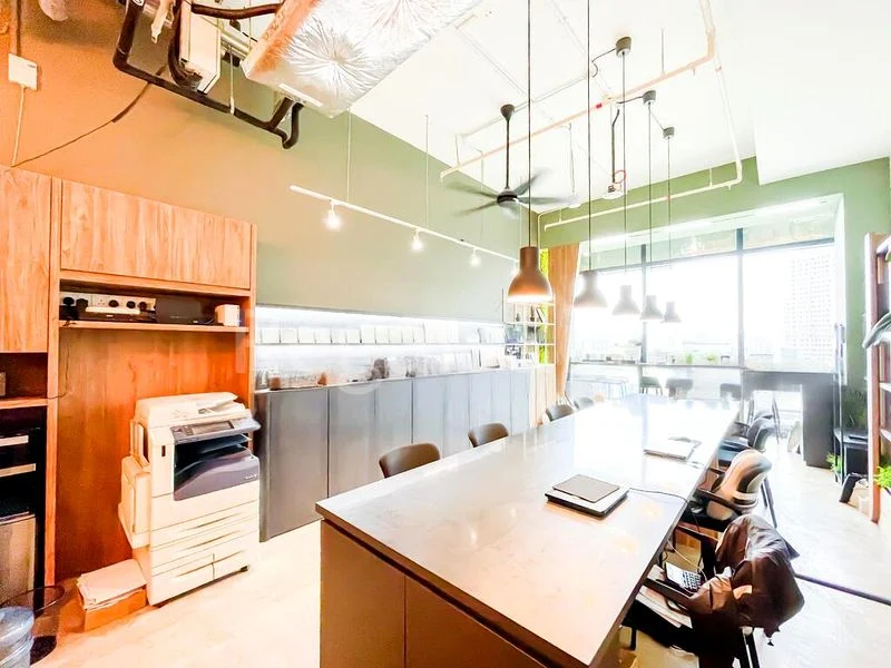 Office for Sale: Woods Square - Image 2