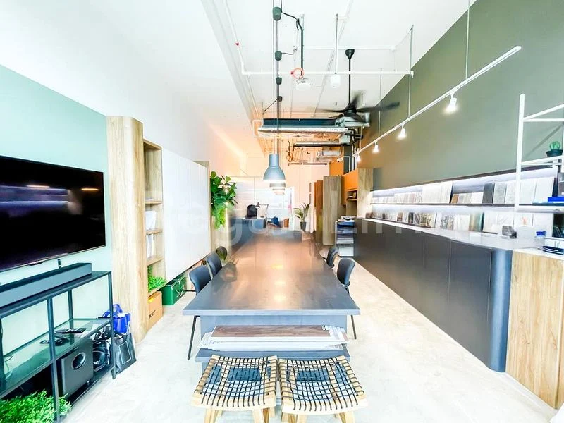 Office for Sale: Woods Square - Image 1