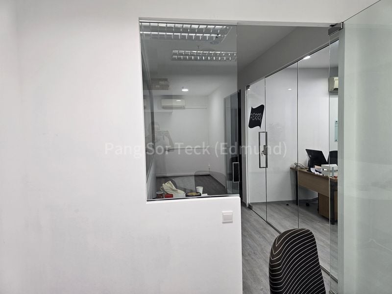 Light Industrial (B1) for Rent in  Wcega Tower - Image 2