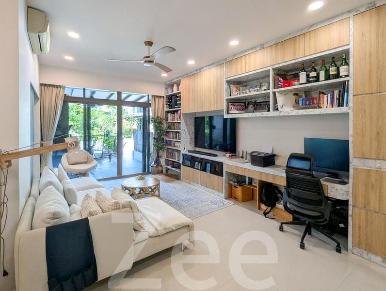 3 Bed Condo for Rent in  Varsity Park Condominium - Image 2