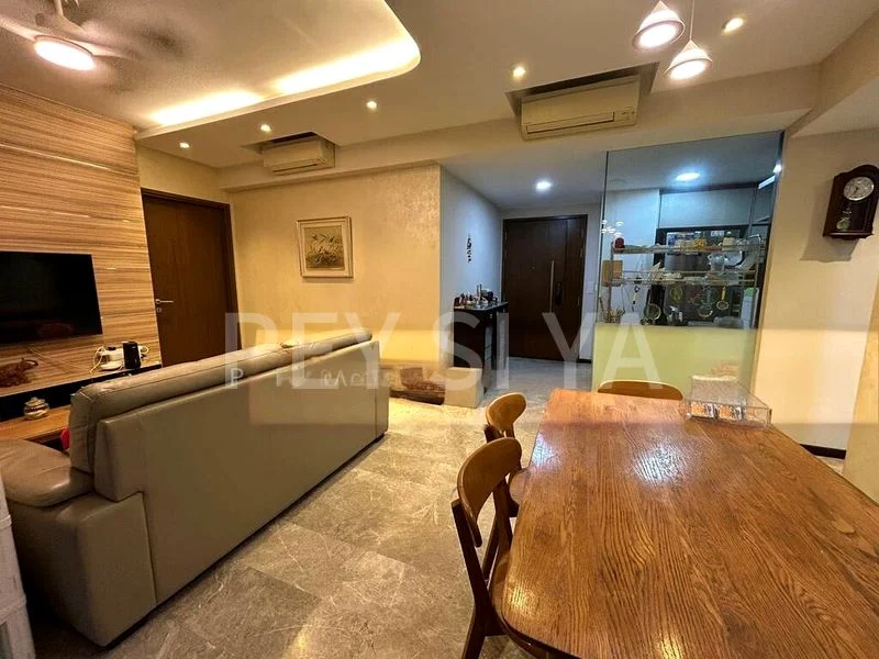Room (Condo) for Rent in  River Isles - Image 1