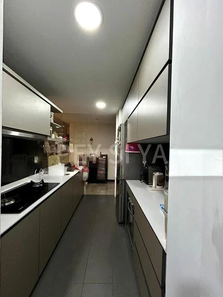 Room (Condo) for Rent in  River Isles - Image 4
