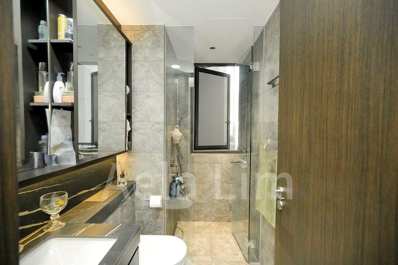 3 Bed Condo for Sale in Hyll on Holland - Image 2