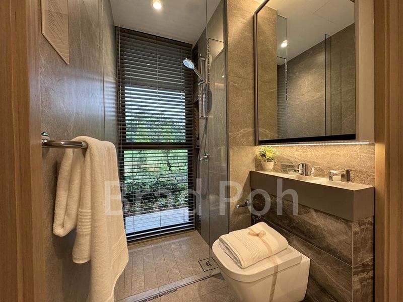 4 Bed Condo for Sale in Penrith - Image 6
