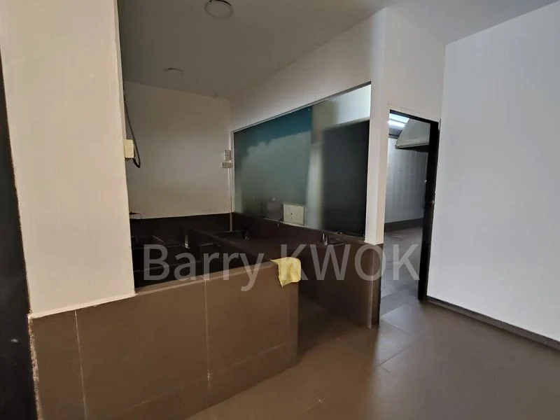 Food & Beverage for Rent: East Coast Road Shop - Image 9