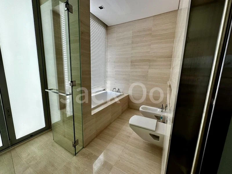 4 Bed Apartment (Condo) for Rent in The Oliv - Image 8