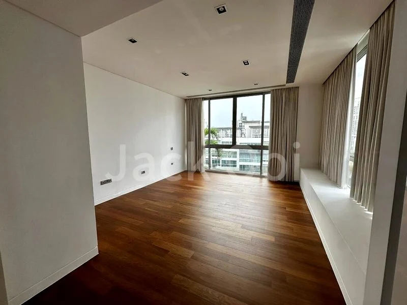 4 Bed Apartment (Condo) for Rent in The Oliv - Image 9