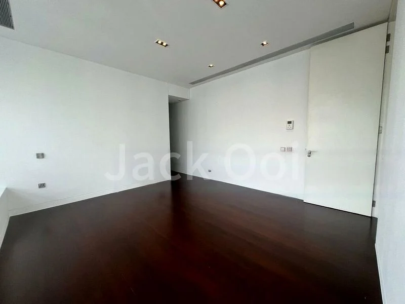4 Bed Apartment (Condo) for Rent in The Oliv - Image 4