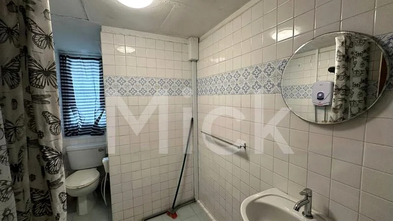 3 Bed Apartment (Condo) for Sale in  Queensway Shopping Centre/Queensway Tower - Image 5