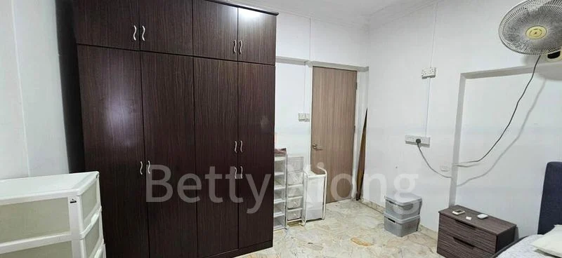 Common Room (HDB) for Rent in  58 Chai Chee Drive - Image 2