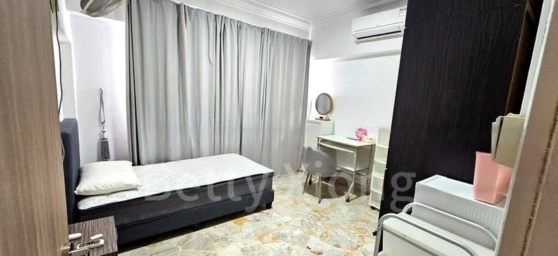 Common Room (HDB) for Rent in  58 Chai Chee Drive - Image 6