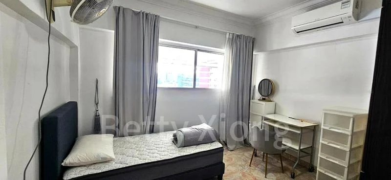 Common Room (HDB) for Rent in  58 Chai Chee Drive - Image 1