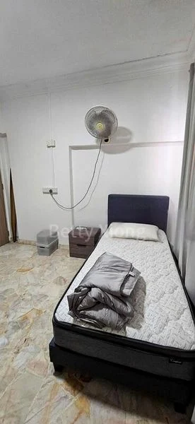 Common Room (HDB) for Rent in  58 Chai Chee Drive - Image 4