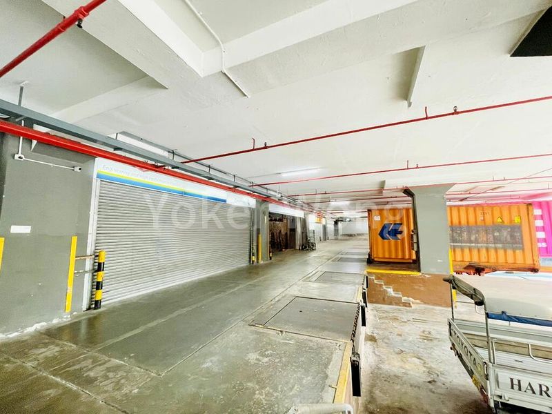 Light Industrial (B1) for Rent: Lam Soon Industrial Building - Image 3