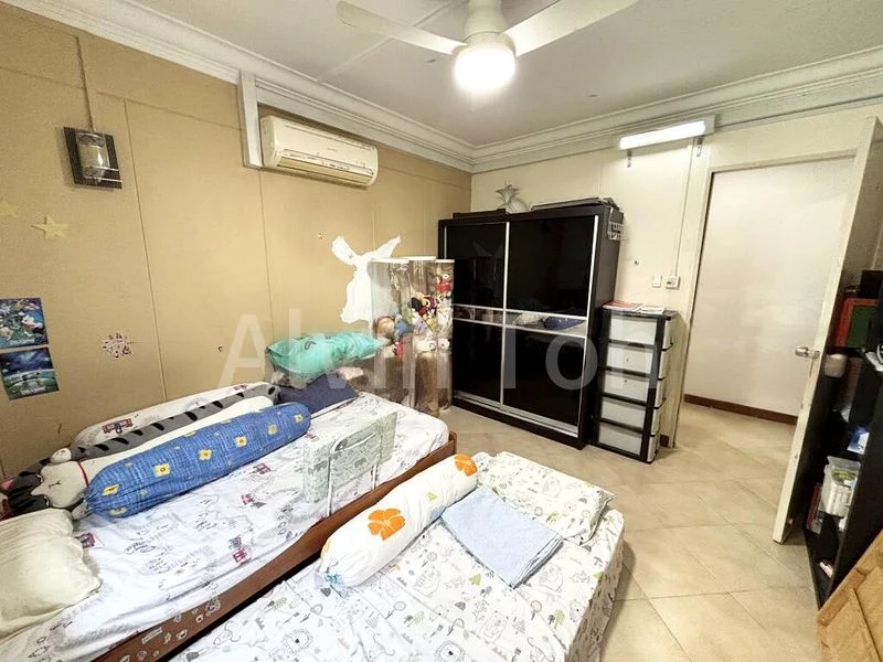 5 Room (5I) HDB for Sale in  899A Woodlands Drive 50 - Image 3