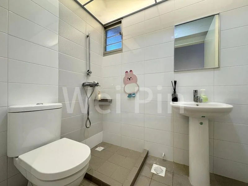 4 Room (4A) HDB for Sale in  117A Jalan Tenteram - Image 8