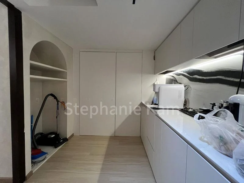 Light Industrial (B1) for Sale: One Commonwealth - Image 4