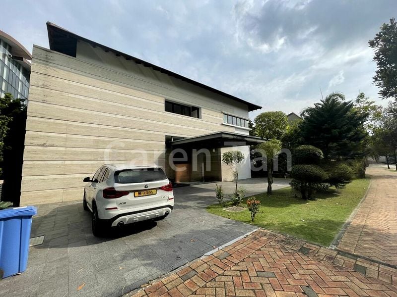 5 Bed Bungalow (Landed) for Sale in Cove Drive - Image 1