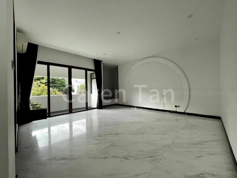 5 Bed Bungalow (Landed) for Sale in Cove Drive - Image 5