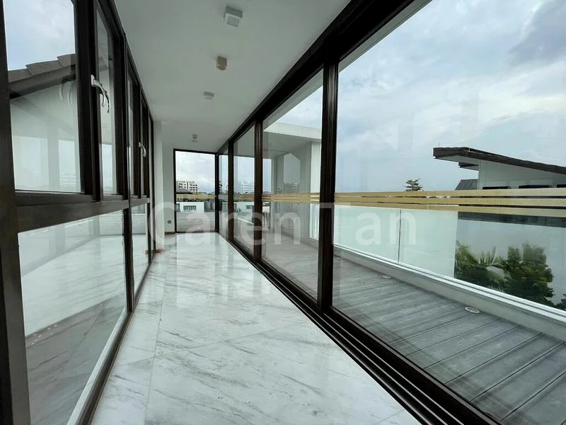 5 Bed Bungalow (Landed) for Sale in Cove Drive - Image 7