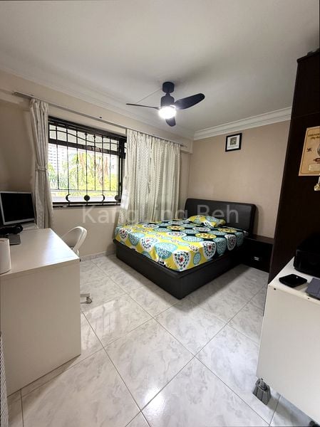 4 Room (4A) HDB for Sale in 290D Bukit Batok East Avenue 3 - Image 5