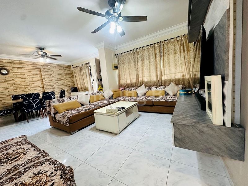 4 Room (4A) HDB for Sale in 290D Bukit Batok East Avenue 3 - Image 1