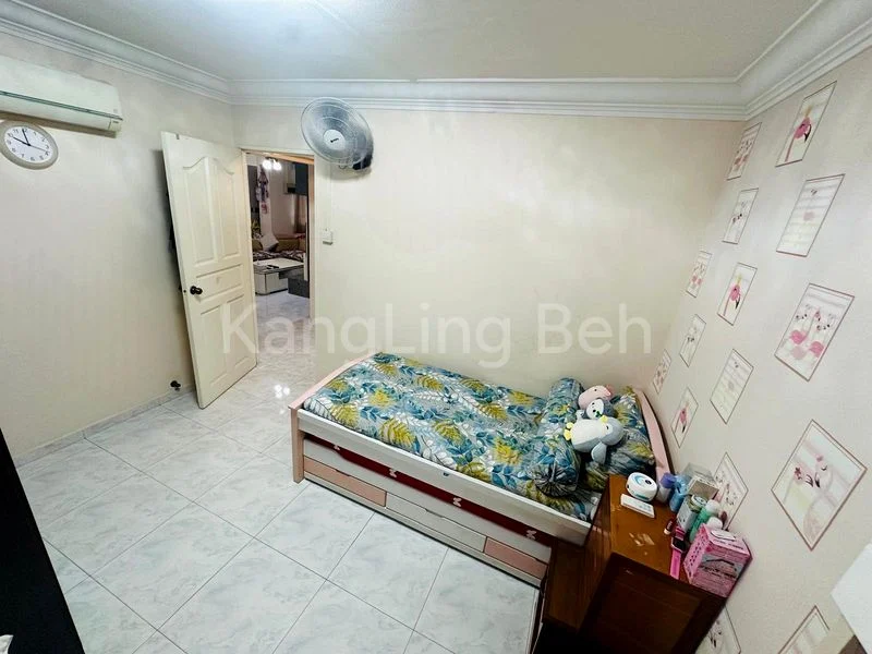 4 Room (4A) HDB for Sale in 290D Bukit Batok East Avenue 3 - Image 11