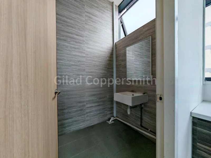 Light Industrial (B1) for Rent: Interlocal Centre - Image 17