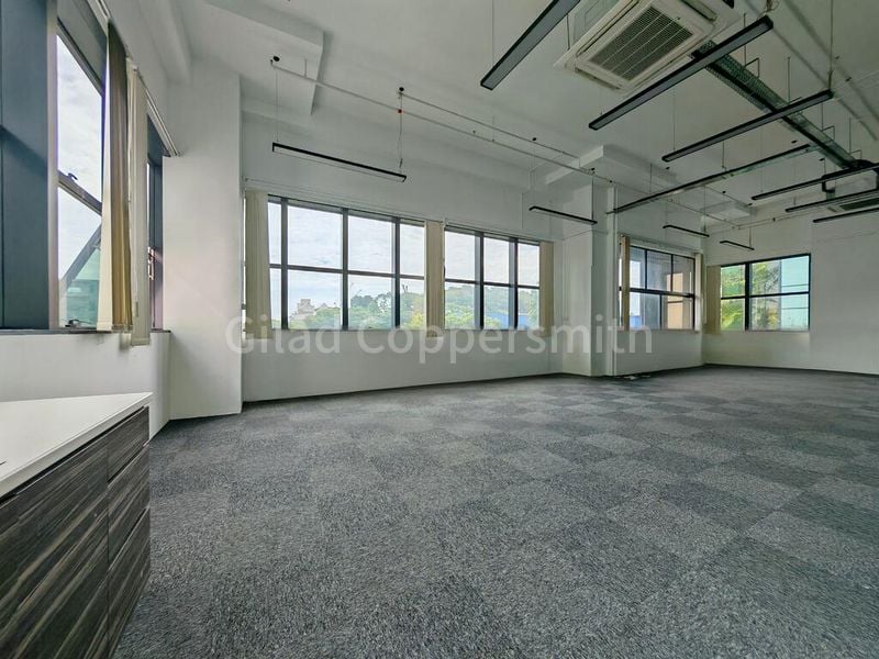 Light Industrial (B1) for Rent: Interlocal Centre - Image 16