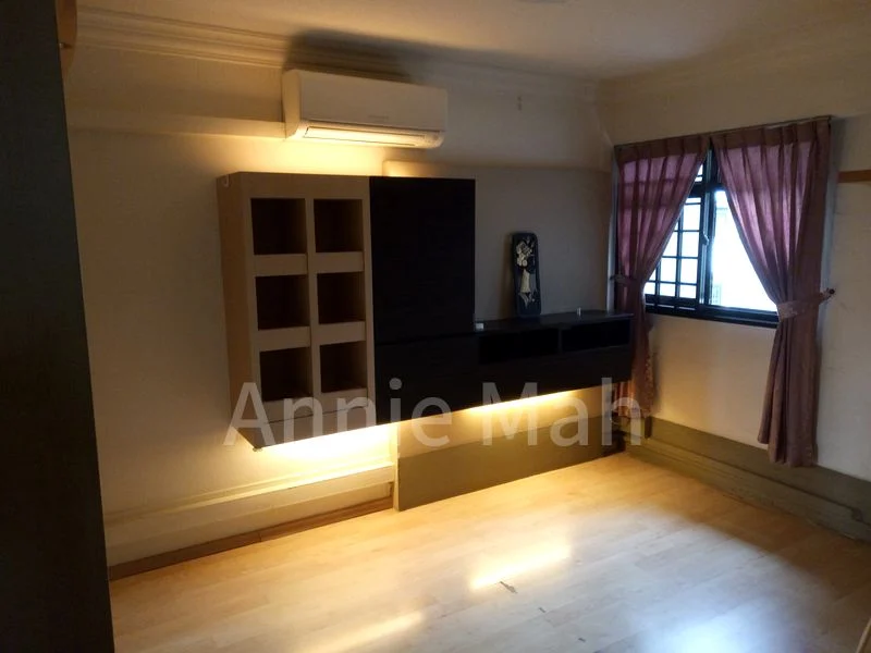 3 Room (3I) HDB for Sale in  205 Toa Payoh North - Image 1