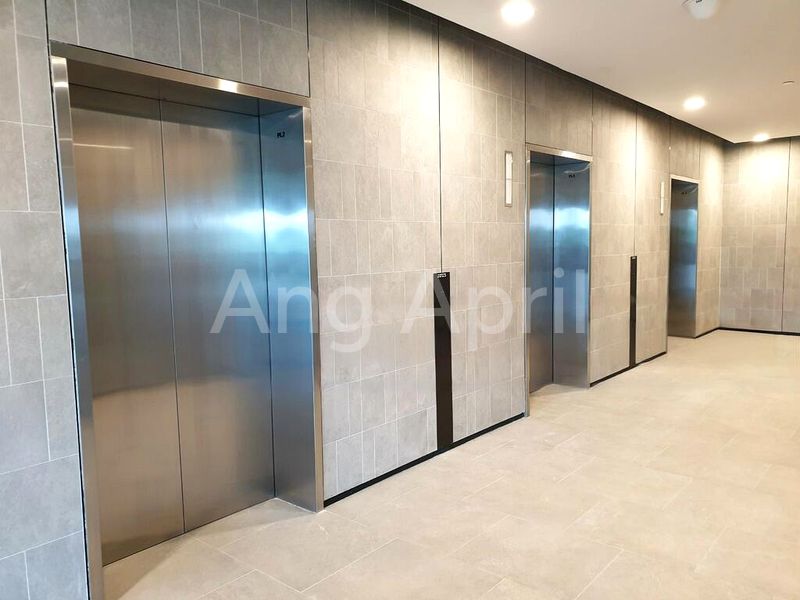 Quality Space, 5 Minutes to Shuttle Bus Ride - Image 7