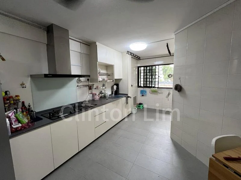 4 Room (4A) HDB for Rent in  541 Ang Mo Kio Avenue 10 - Image 4