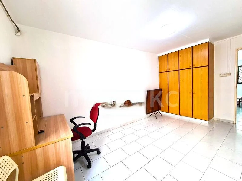 4 Room (4I) HDB for Rent in 650 Hougang Avenue 8 - Image 7