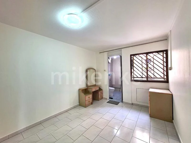 4 Room (4I) HDB for Rent in 650 Hougang Avenue 8 - Image 10