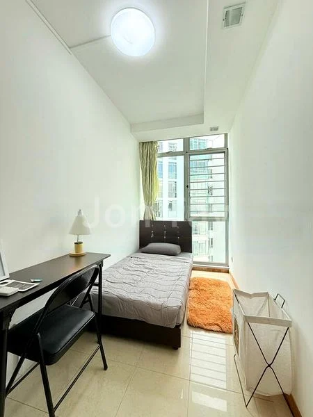 Common Room (Condo) for Rent in  The Lakeshore - Image 3