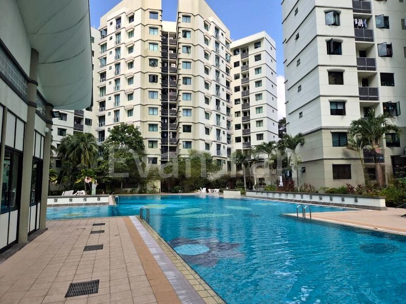Common Room (Condo) for Rent in Simei Green Condominium - Image 3