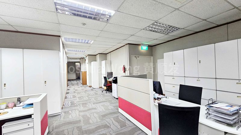 Light Industrial (B1) for Rent in  Henderson Industrial Park - Image 2